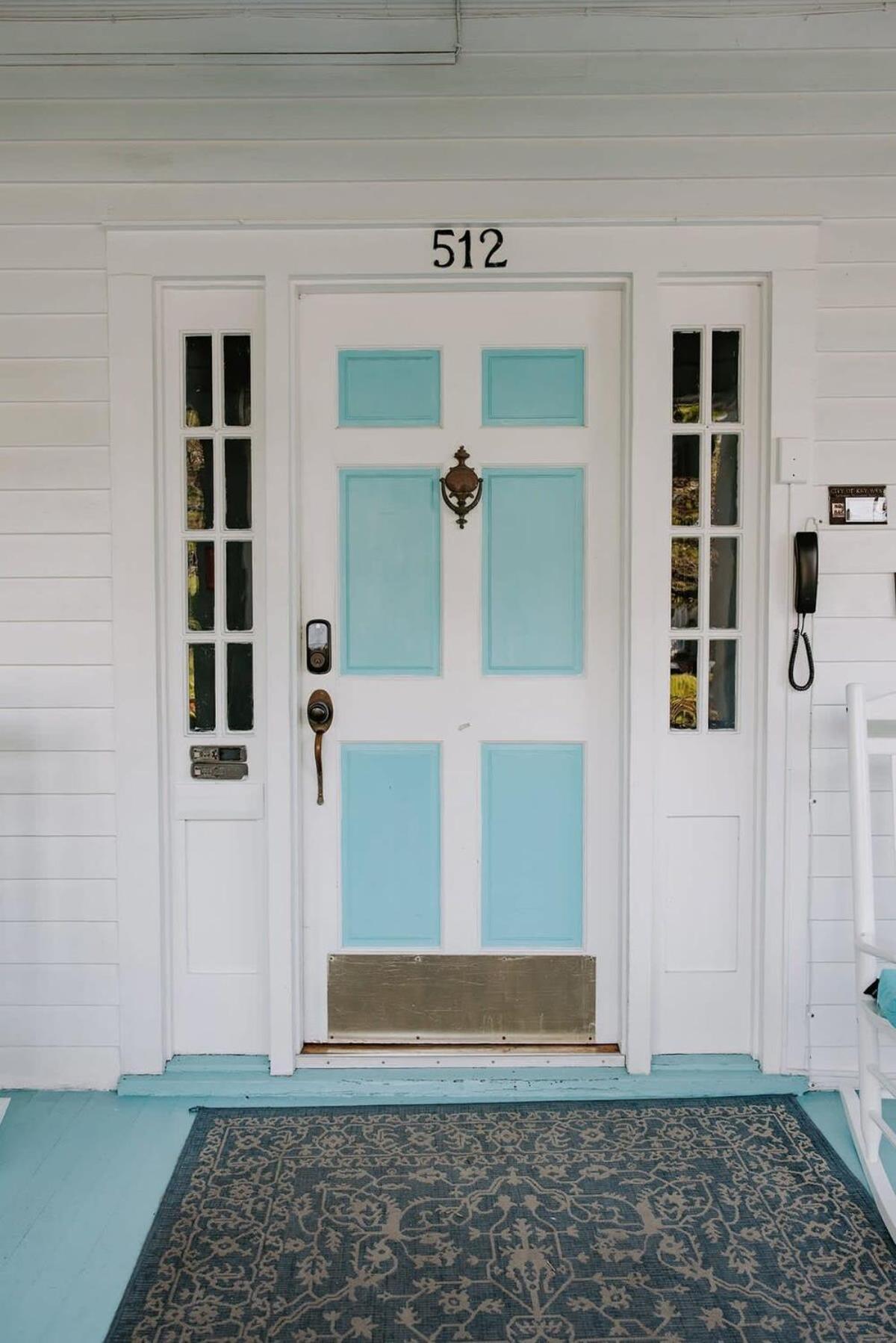 Deluxe King With Balcony - At James House With Parking! Key West Esterno foto