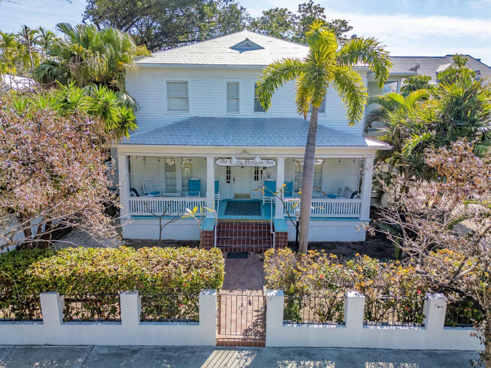 Deluxe King With Balcony - At James House With Parking! Key West Esterno foto